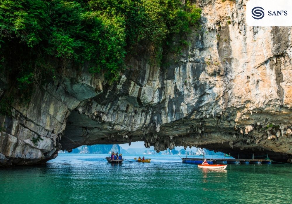 Discover the 5 must-visit caves in Halong Bay