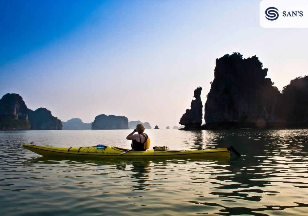 Kayaking in Halong Bay: Tips and Tricks for an Unforgettable Journey