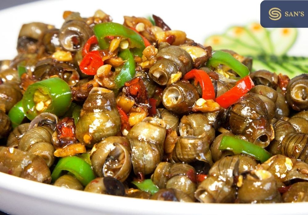 Stir-fried snails in Bai Chay, Quang Ninh (Source: Collected)