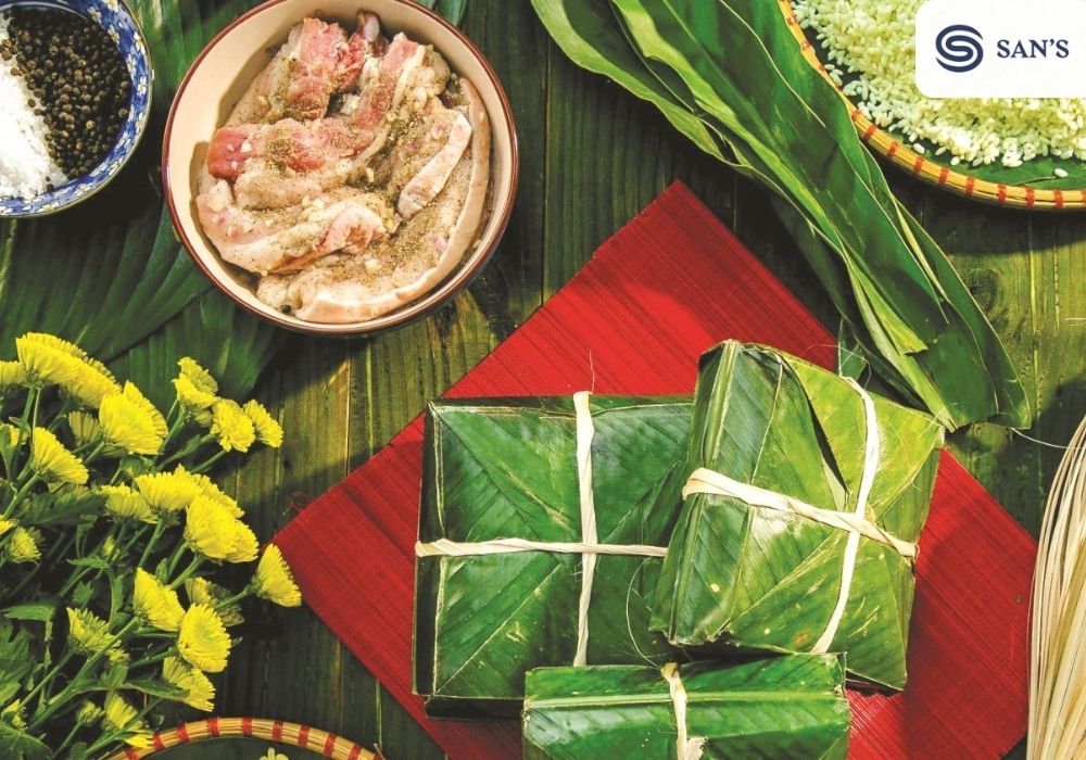 Banh Chung - Traditional culinary symbol of Vietnamese Tet