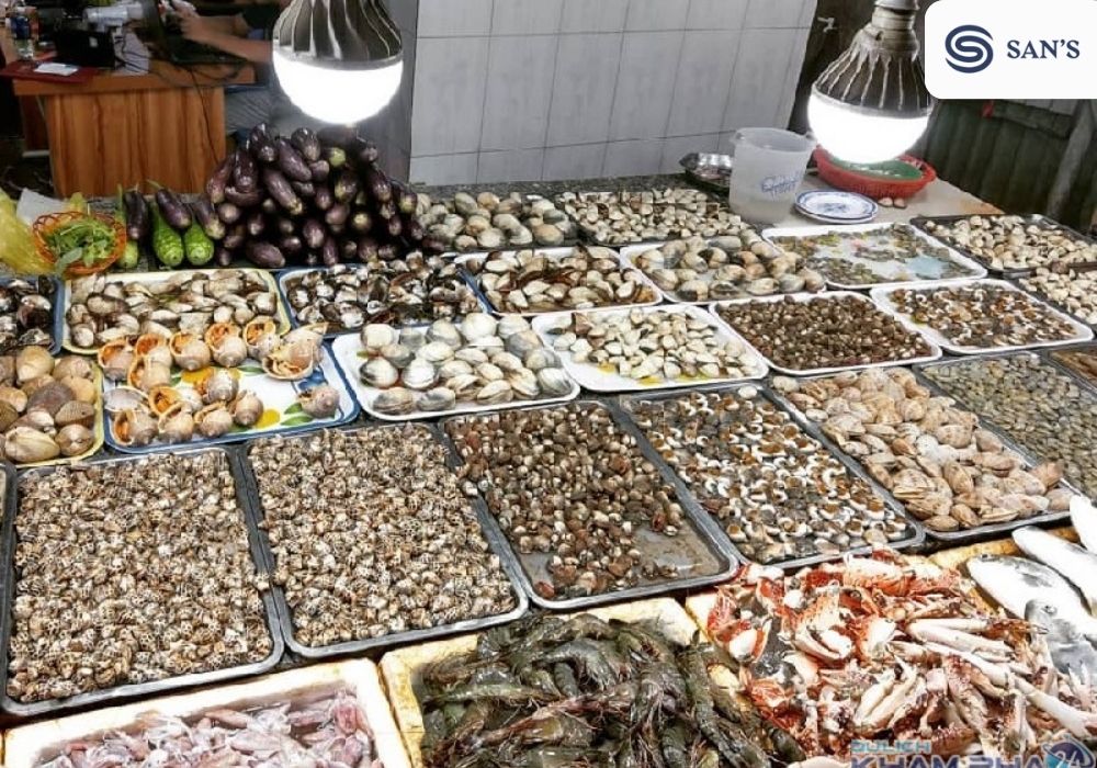 Local Seafood Markets: